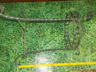 Macetero de hierro vintage