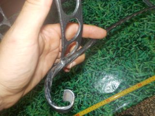 Macetero de hierro vintage