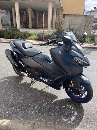 Yamaha Tmax 560