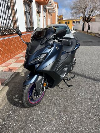 Yamaha Tmax 560