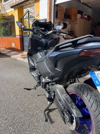 Yamaha Tmax 560