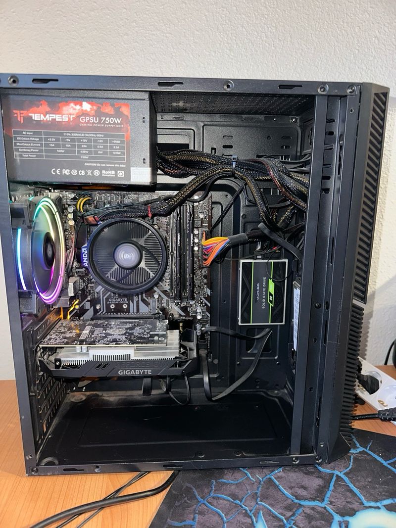 PC Gaming Ryzen 5 GTX 1650 16GB RAM SSD afbeelding 2