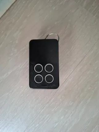 Mando Puerta Aprimatic 4 Botones