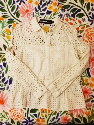 Lote ropa talla S en muy buen estado!! :)