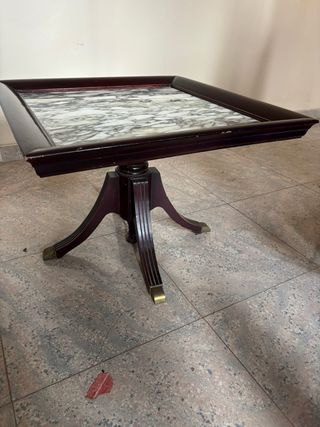Mesa auxiliar mármol y madera