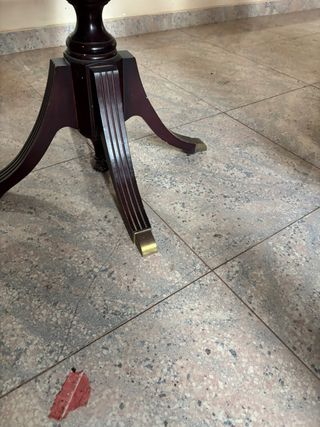 Mesa auxiliar mármol y madera