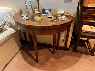 Mobili antichi in legno