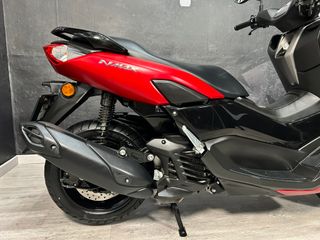 Yamaha Nmax 125 ABS Roja y Negra