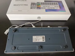 BeatStep Pro – Secuenciador - Excelente Estado