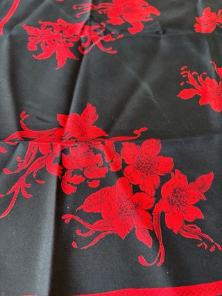 Foulard in pura seta unisex nero e rosso
