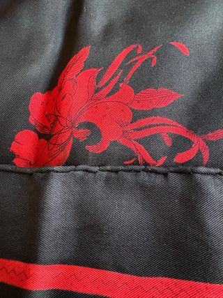 Foulard in pura seta unisex nero e rosso