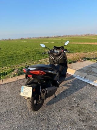 Moto Scooter yamha xmax 300