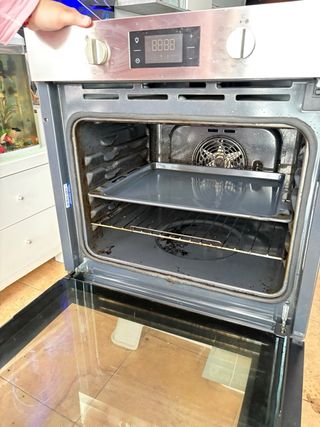 Horno Eléctrico Indesit Auto limpieza