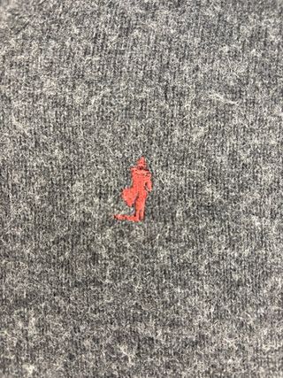 Jersey Marlboro Classics cuello V gris 90s