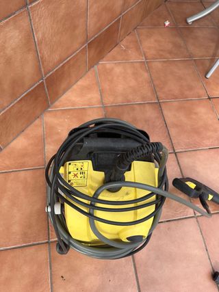Karcher para limpieza profunda solo una ver usada