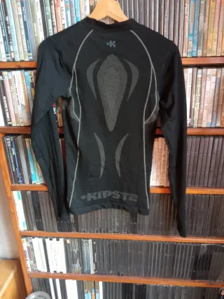 Camiseta térmica Kipsta negra