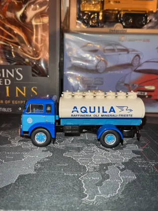 Modellino FIAT 682 N2 Cisterna