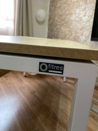 Mesa de oficina madera y metal