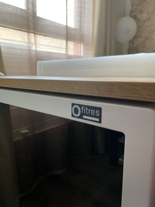 Mesa de oficina madera y metal