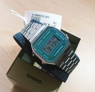 Reloj Casio Collection digital A168WEM-2EF Nuevo