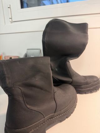 Botas de agua negras