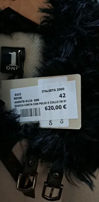 Chaqueta Lana Virgen Beige y Negra