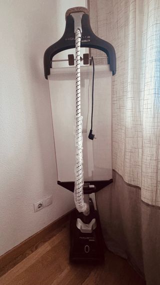 Plancha Vertical Rowenta