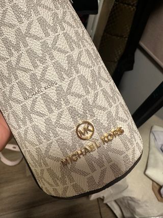 Mochila Michael Kors Beige y Dorada