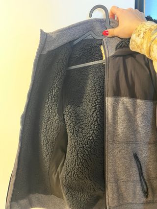 Chaqueta Hollister Negra y Gris con Capucha