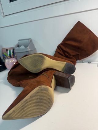 Botas altas marrones de ante