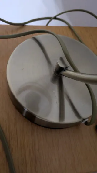 Lámpara de mesa moderna cristal y metal