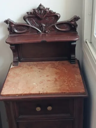 Cabezal cama y mesita noche antigua madera