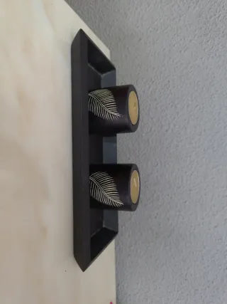 Centro de mesa con 2 velas decorativas