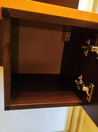 Mueble recibidor wengue y naranja