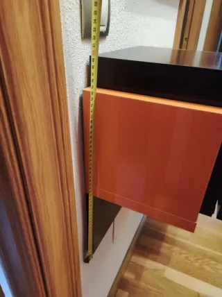 Mueble recibidor wengue y naranja