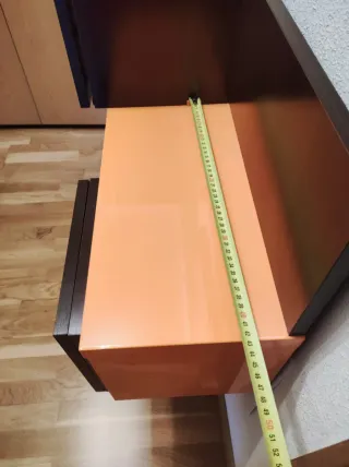 Mueble recibidor wengue y naranja