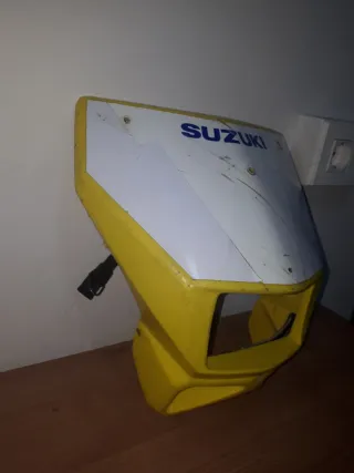 Careta suzuki drz E amarilla y blanca