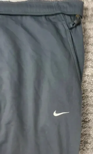 ¡¡OFERTA!! Talla L Pantalón Nike Ancho Vintage