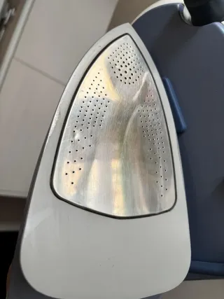 Centro de Planchado DeLonghi Stirella