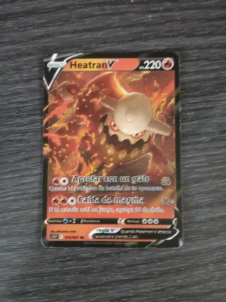 Carta Pokémon Heatran V
