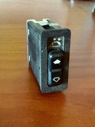 BOTON APERTURA CAPOTA BMW Z3