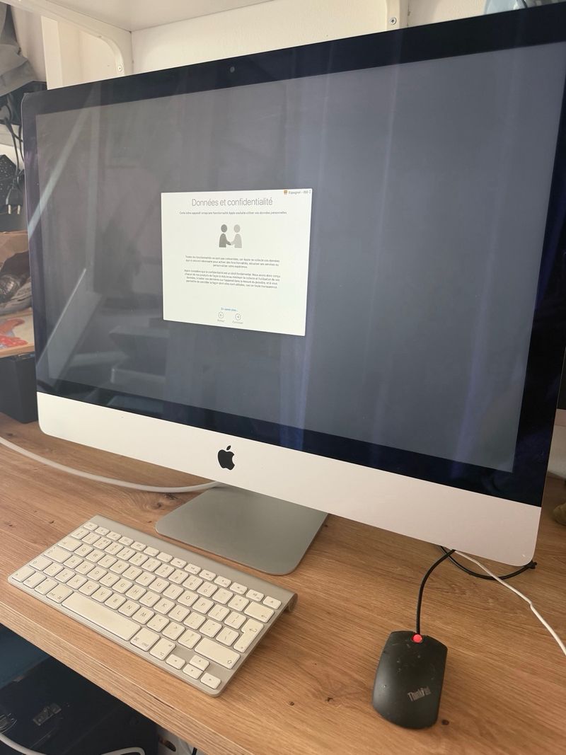 iMac 27” Apple – SSD 500GB – teclado Apple Bluetoo afbeelding 7