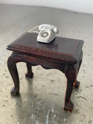 Muebles miniatura casa de muñecas