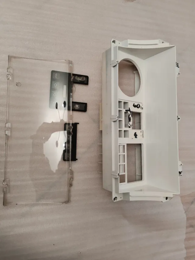 Carcasa cuadro cuenta kilometros xr2 mk2