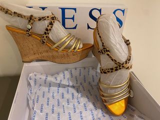 Sandalias Guess Mujer Talla 38 1 vez puestas.