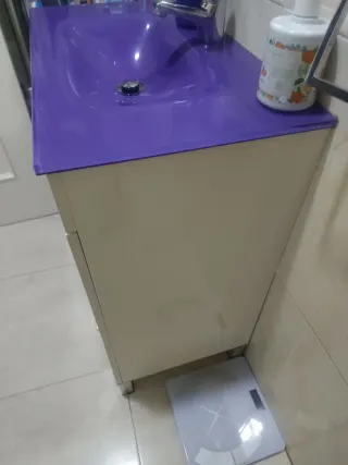 Mueble de baño,espejo y mueble auxiliar