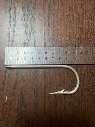 8 anzuelos de pesca grandes