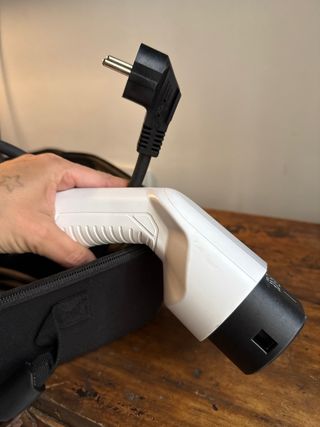 Cargador vehículo eléctrico BS-PCD018