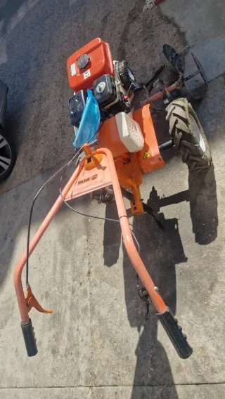 Motoazada Piva con Ruedas 2 velocidades + 1 atras