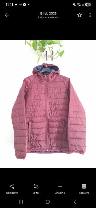 Chaqueta impermeable vino tinto dama. Talle s.